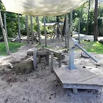 Forrest In Bosrijke Omgeving De Veluwe - Met Terras, Tuin En Fietsschuurtje 营地 *