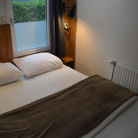 キャンプ場 Forrest In Bosrijke Omgeving De Veluwe - Met Terras, Tuin En Fietsschuurtje