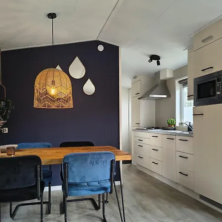 Campsite Forrest In Bosrijke Omgeving De Veluwe - Met Terras, Tuin En Fietsschuurtje Nunspeet