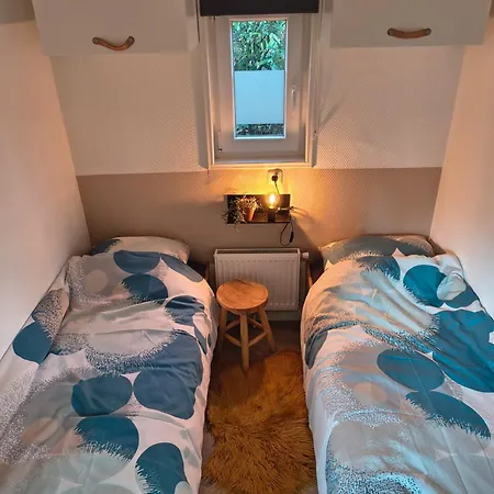 Campsite Forrest In Bosrijke Omgeving De Veluwe - Met Terras, Tuin En Fietsschuurtje