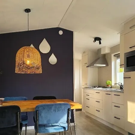 Campingplads Forrest In Bosrijke Omgeving De Veluwe - Met Terras, Tuin En Fietsschuurtje Nunspeet