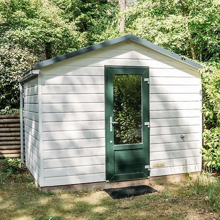 Forrest In Bosrijke Omgeving De Veluwe - Met Terras, Tuin En Fietsschuurtje * 넌스피트
